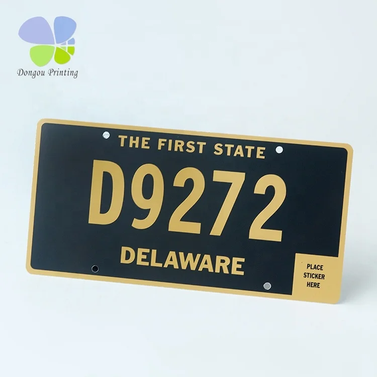 New design factory price customized embossed car licence plate with logo car number sign for sale
