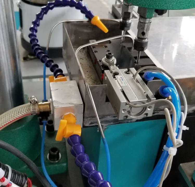 Double head automatic tapping threading machine