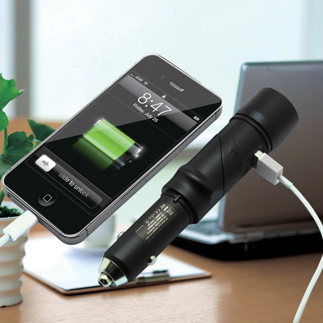 Auto Emergency Multifunction Tool car charger (Escape Hammer, Seat Belt Cutter, Flashlight)