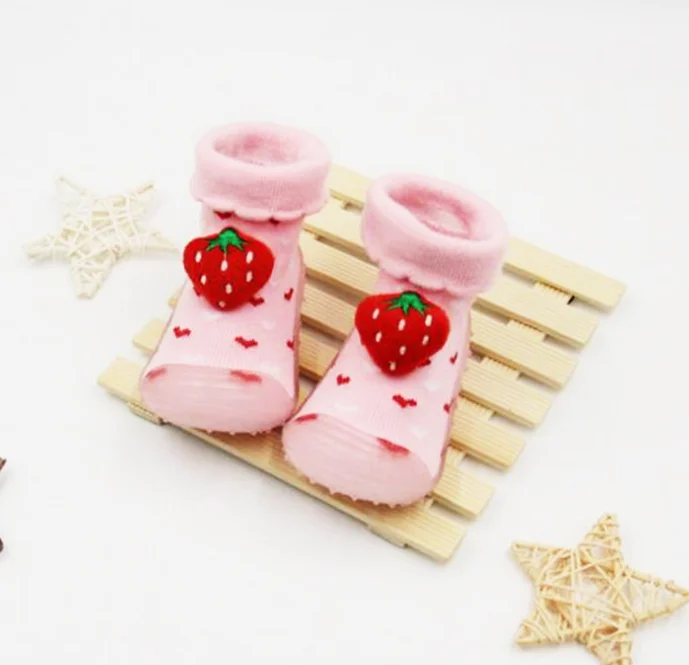 
Fruit and cute animal design lovely rubber sole baby girls socks 