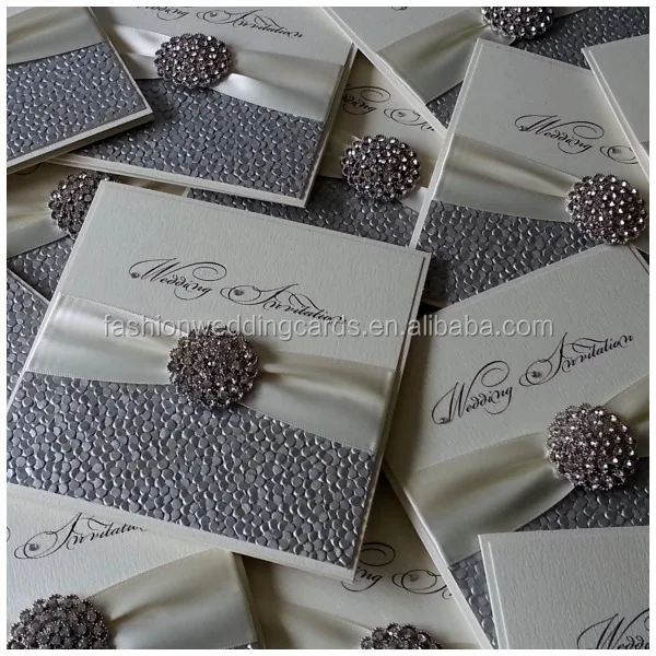 Luxury Personalized Pretty Rose Embossed Pebble Paper Wedding Invitations