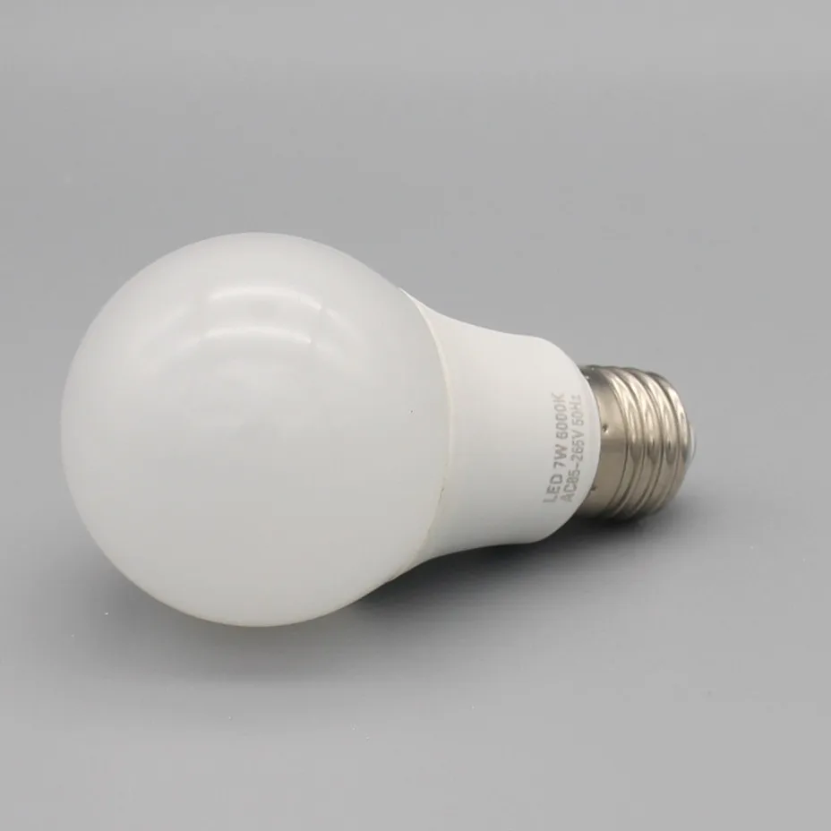 Bulb 7W E27 Energy saving lamp LED lamp