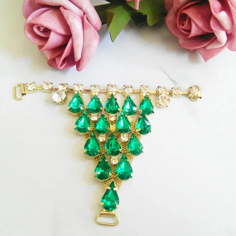 Hot Selling Fashion Fancy Charm Triangle Crystal Rhinestone Shoe Accessories for Women