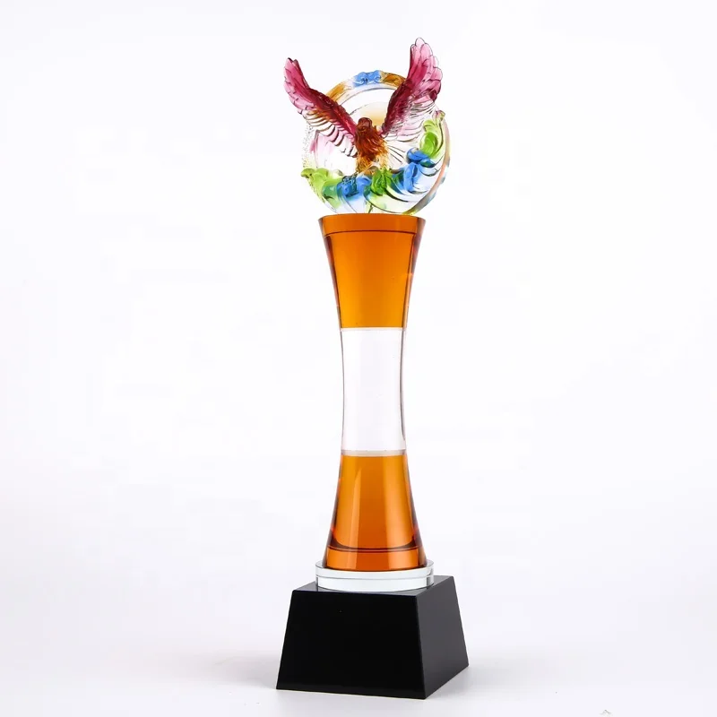 New hot selling customized crystal trophy with Liuli dragon and colorful wreathed column for gifts