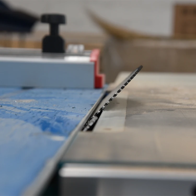 Деревообработка круглая палка Rail раздвижной стол раскроечный станок с сертификатом CE