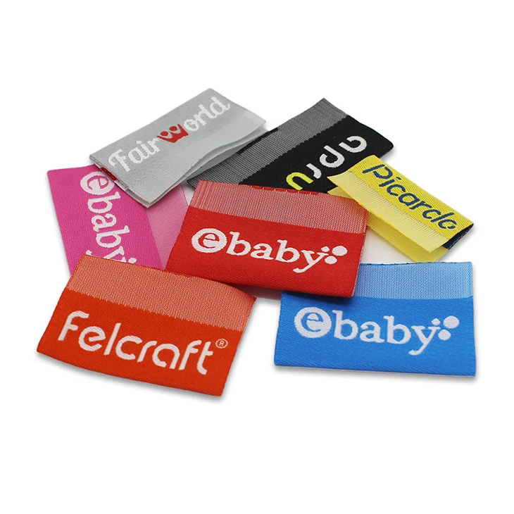 Пользовательская наклейка на одежду