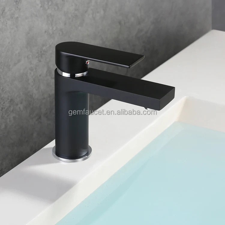 New Single handle brass washbasin faucet in chrome