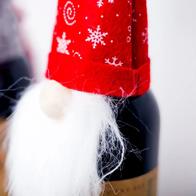 2023 Hot design Wine Decoration Velvet Santa Wine Bottles Cover