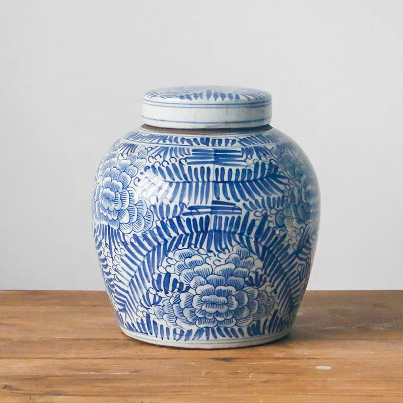 
Jingdezhen blue and white antique peony ceramic jewelry altar for decor 