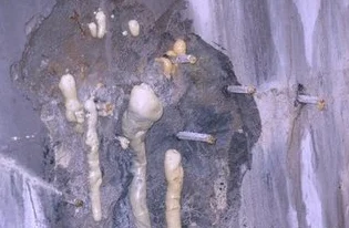 
PU Grouting Material Injection Resin Reinforcing Construction Chemical Raw Material Hydrophilic Polyurethane Grouting Resin 