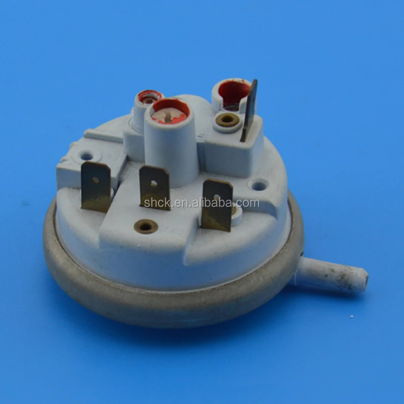 Water level pressure switch