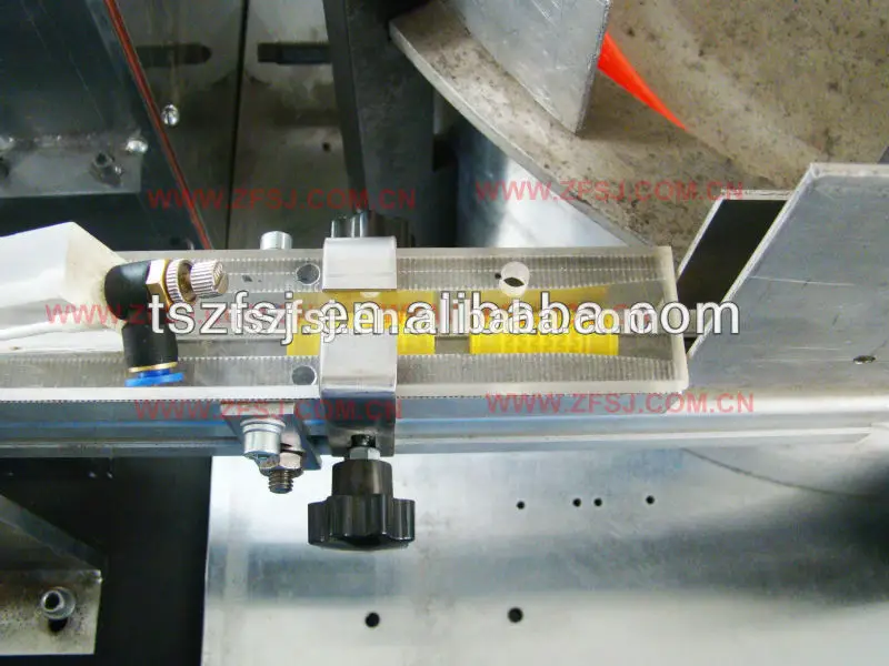 орошение сельскохозяйственных земель пластиковый шланг машина