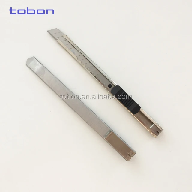 Silver utility paper cutter pocket knife