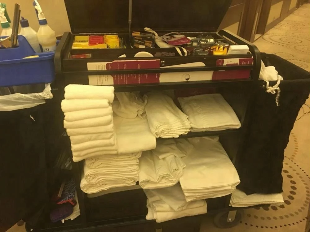 
New design cheap price hotel housekeeping trolley /room maid cart 