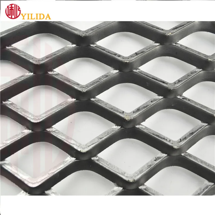 Industrial style decorative mesh expanded metal stair treads
