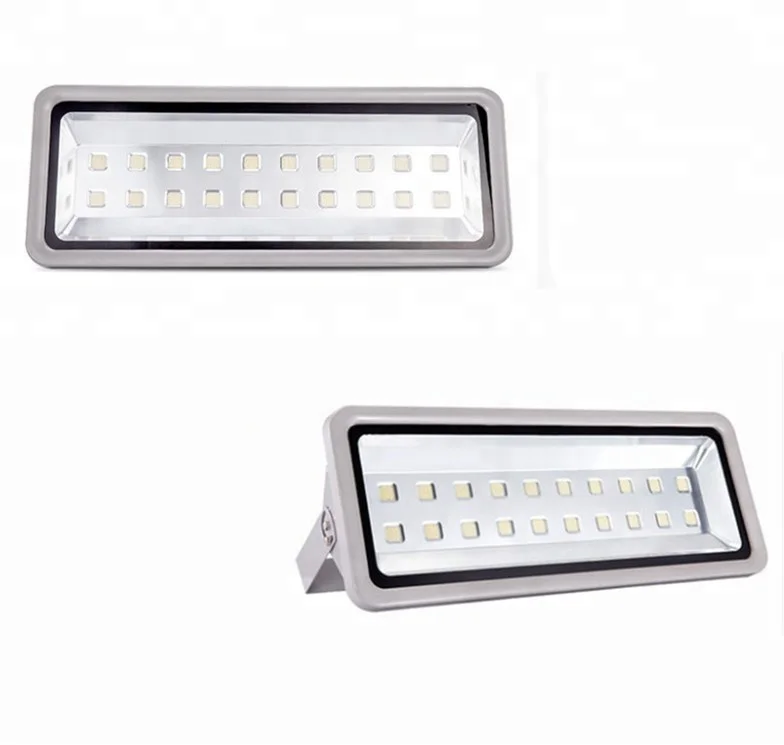 North America Hot Selling White Light Durable Quality 6000K 110V 1000W LED Flood Light