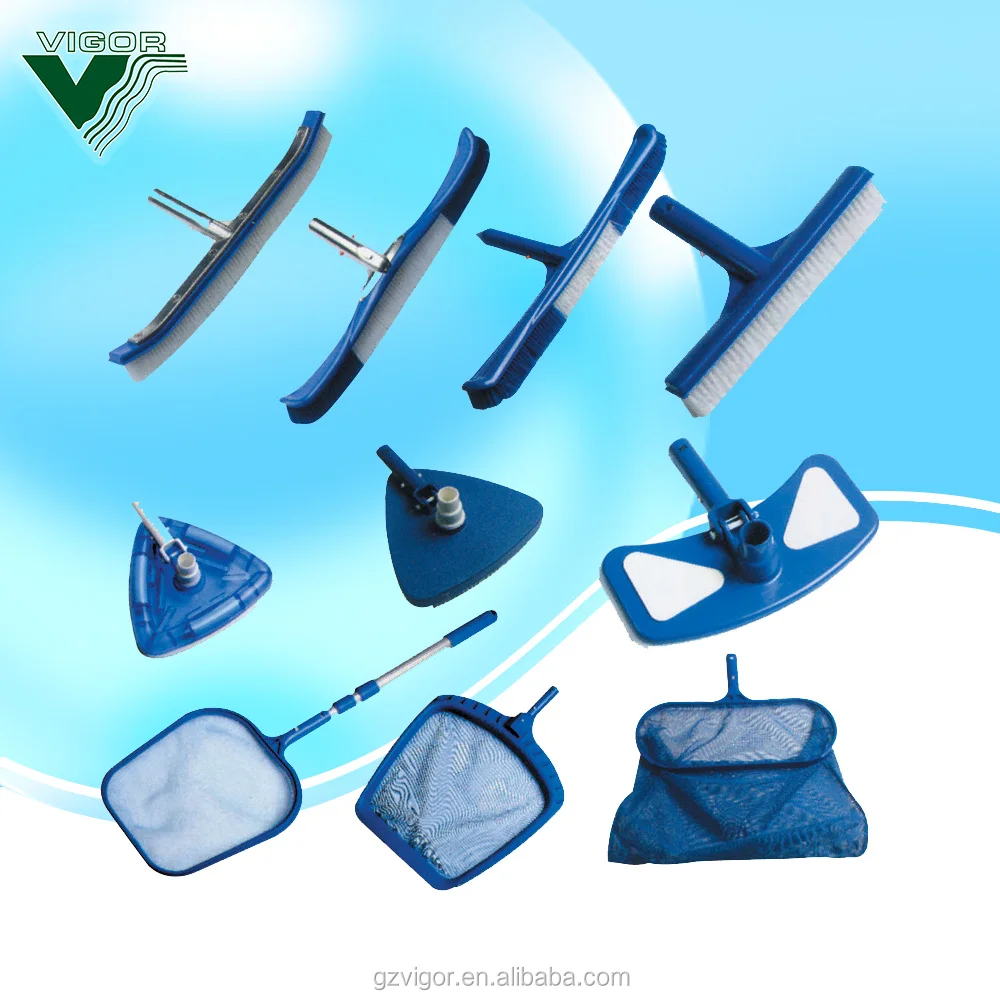 Swimming pool brush / pool accessories