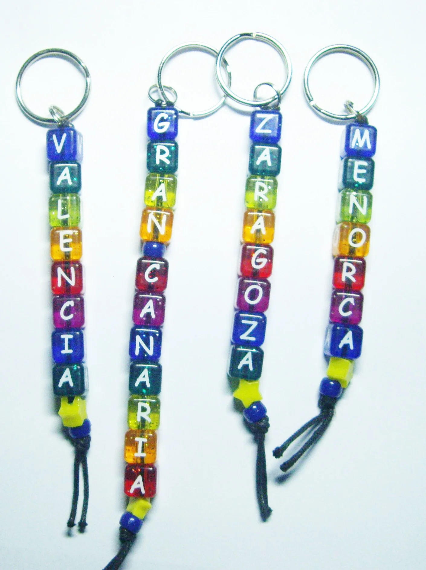 cube plastic alphabet letter beads 12mm,artifical china acrylic letters keychain,alphabet letters plastic with vertical holes