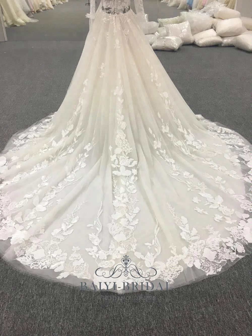 Custom Made Lace Wedding Dress Bridal Gown Golden Crystals Transparent Long Sleeve Bridal Dresses Plus Size Women Dresses