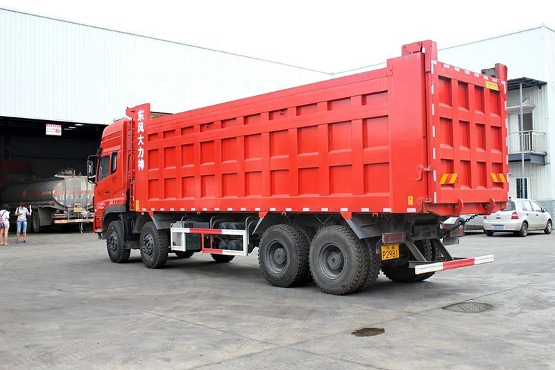 Dongfeng 8x4 standard 30 cubic meter 12 wheel 60 ton heavy dump truck