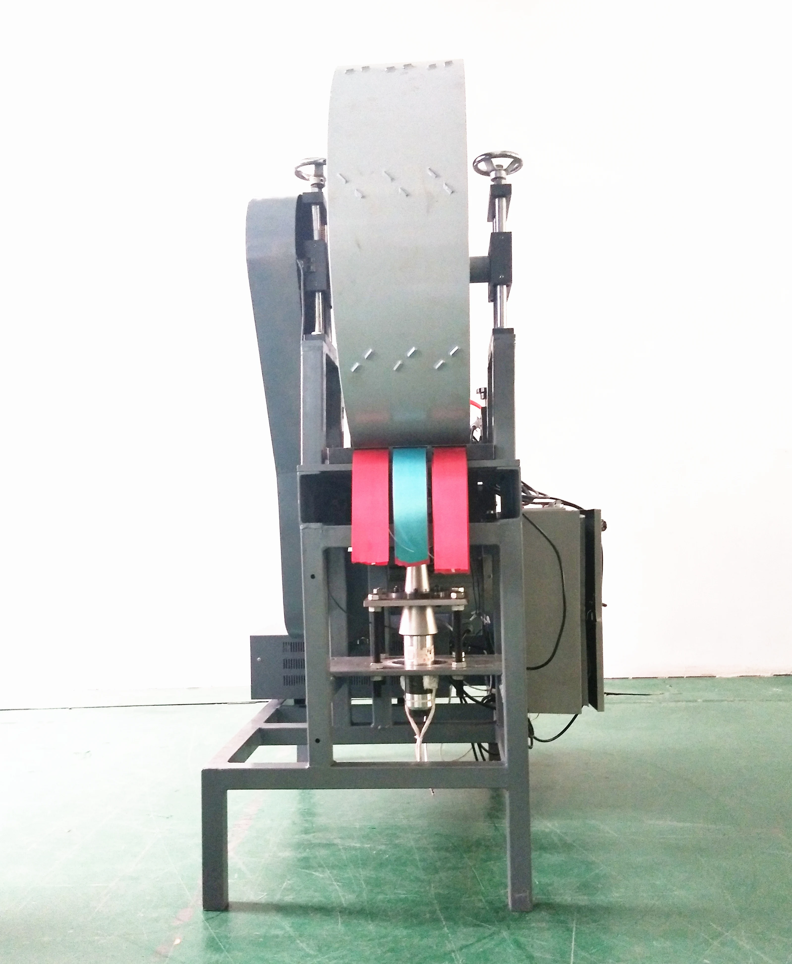 
High Quality Ultrasonic Butterfly Pull Bow Machine Lace Ribbon Pull Bow Machine 