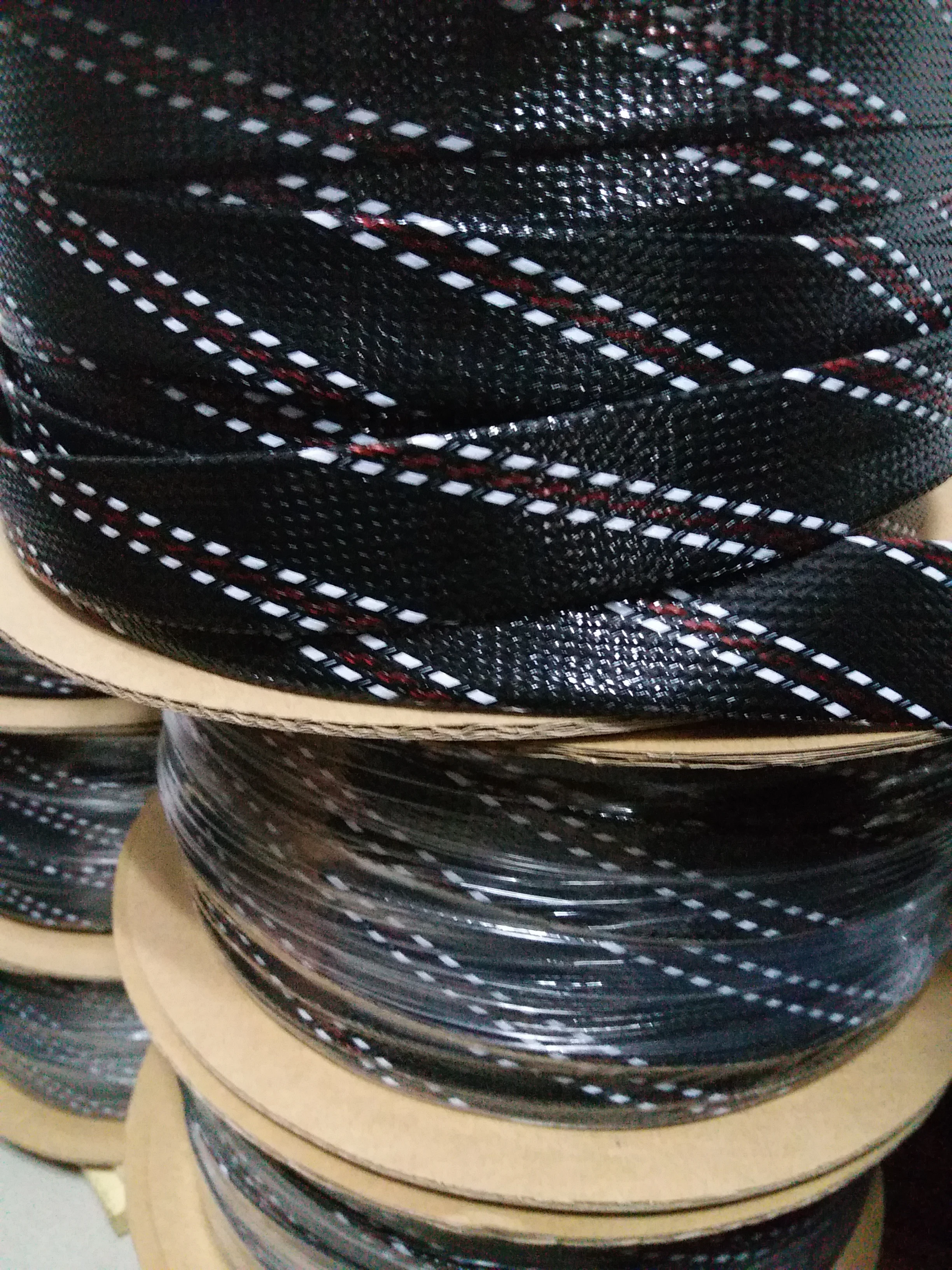 Flat yarn braided sleeving Flat filament braided sleeving