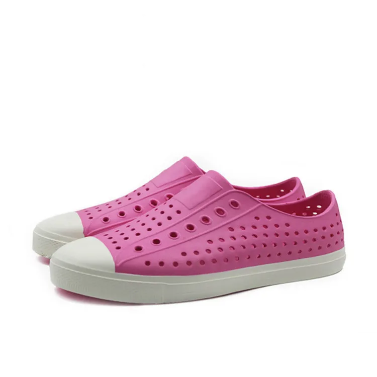 
New Design Slip On Sneakers Beach Sandals EVA Garden Clogs 