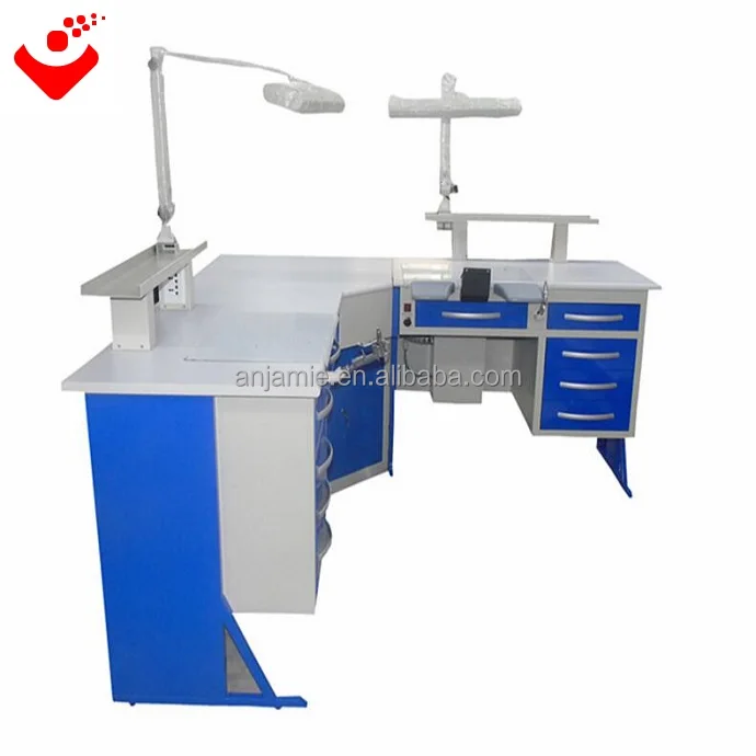 Рабочая станция для двухместных стоматологических техников