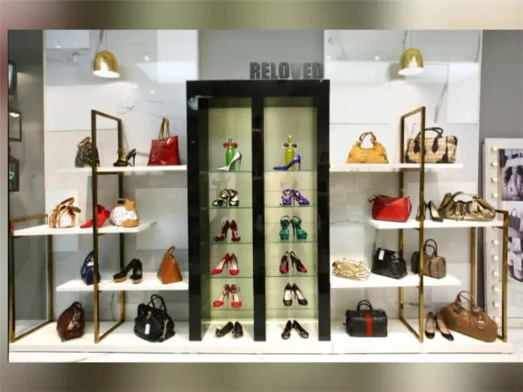 Modern Design Retail Bags Boutique Wall Display Showcase with Shelves Design Handbag Shelves with LED Light Fixture
