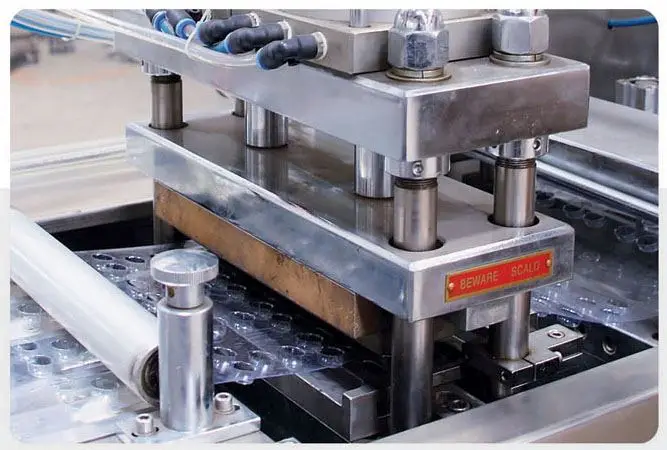  DPP-320F Blister Machine Manufacturer Pharmaceutical Packaging
