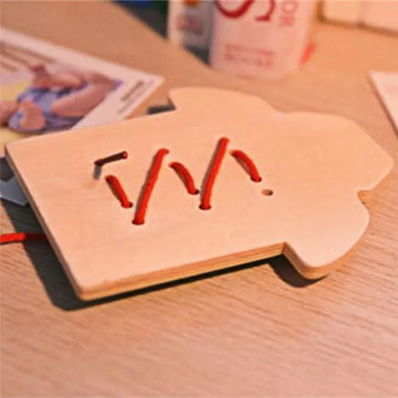 Детские развивающие игрушки детские деревянные бусины на шнуровке для малышей Пришивные пуговицы пазл раннего обучения