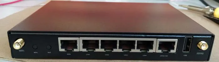 Qos wifi router support GPS 4g LTE wifi wireless router 300Mbps with TR-069