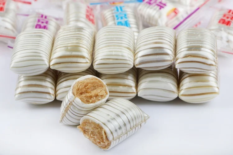 Жесткие хрустящие конфеты с ароматом орехов