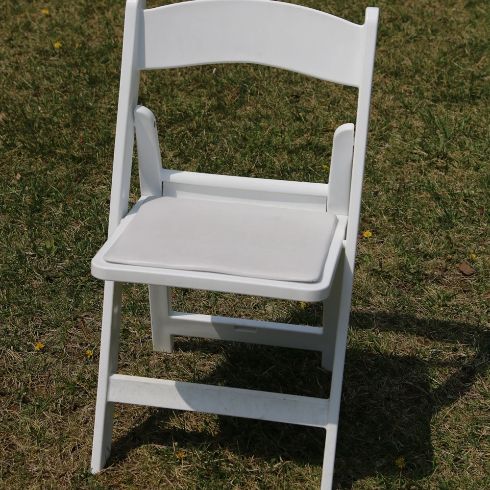 hot sale wholesale plastic white wedding wimbledon folding chair