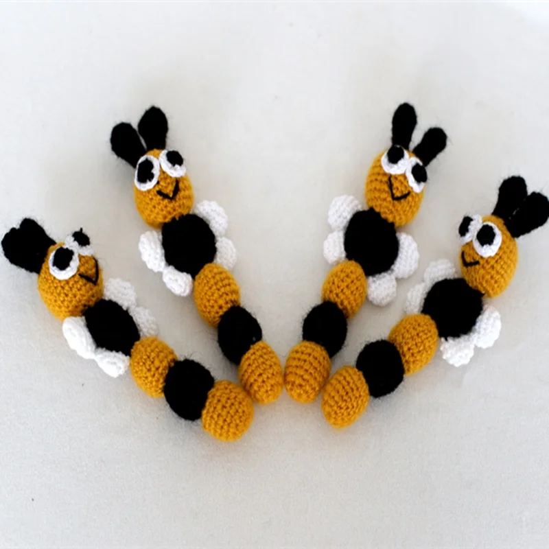 Hand-knitted Mini Rabbit Baby  Doll Crochet Rabbit Toy Vintage Newborn Photo Animal Stuffed Photo Props