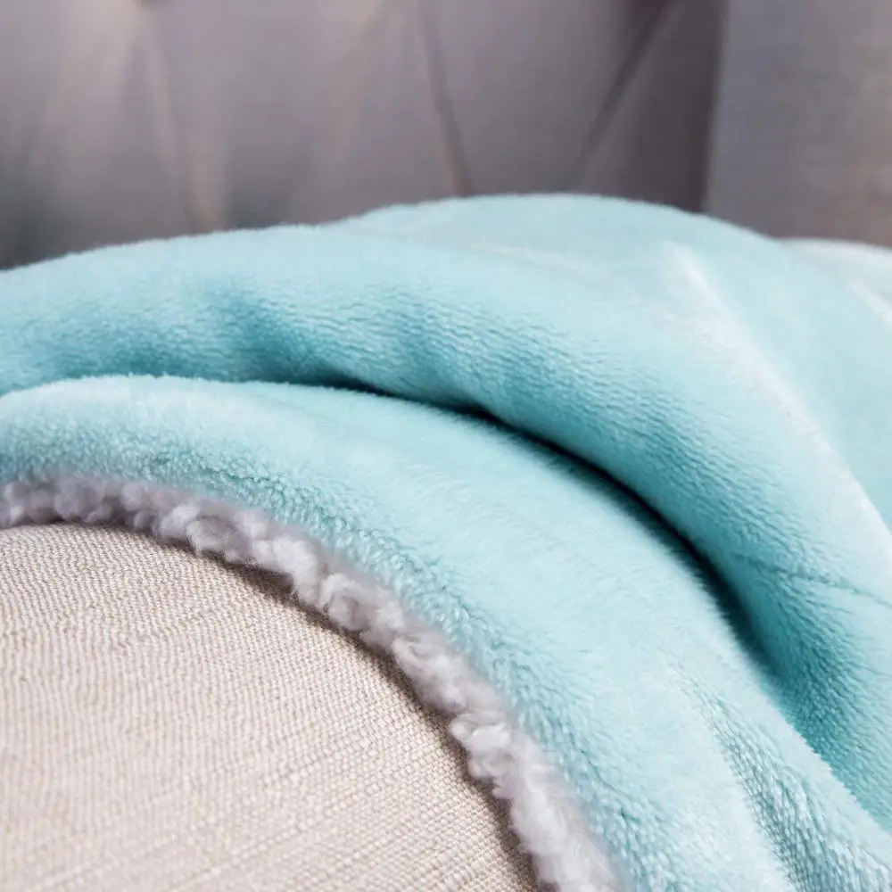 Wholesale Customizable Super Soft Solid Color Warm Thick Sherpa Fleece Blanket