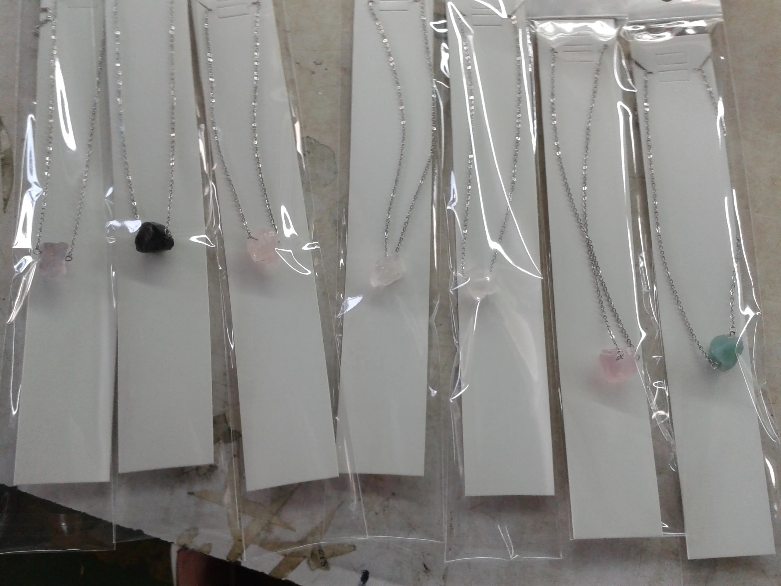 New trending hot products Minimal Crystal Necklace Rough Cut Gemstone Necklace Raw Rock Crystal Necklace