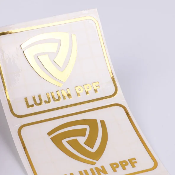 Custom Printing Uv Spot Gold Foil Embossed Premium Textured Paper Wine Label Personalize Wine Bottles Labels