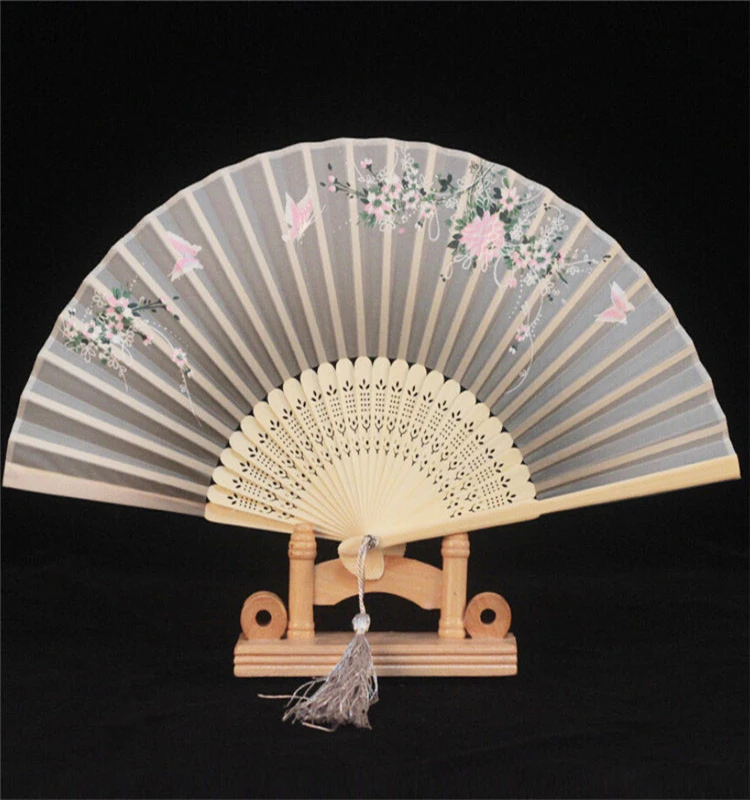 
Chinese Custom Pictures Wood Fabric Floding Big Hand Fan 