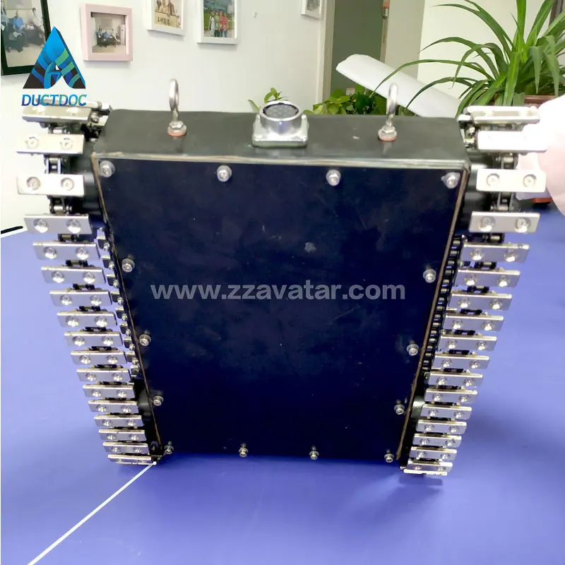 Kitchen grease exhaust hood air duct cleaning robot