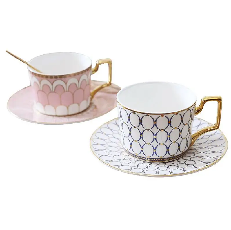 
Ceramic Coffee Cup European-style British Coffee Cup Afternoon Tea Cup with Disc Spoon and Saucer 