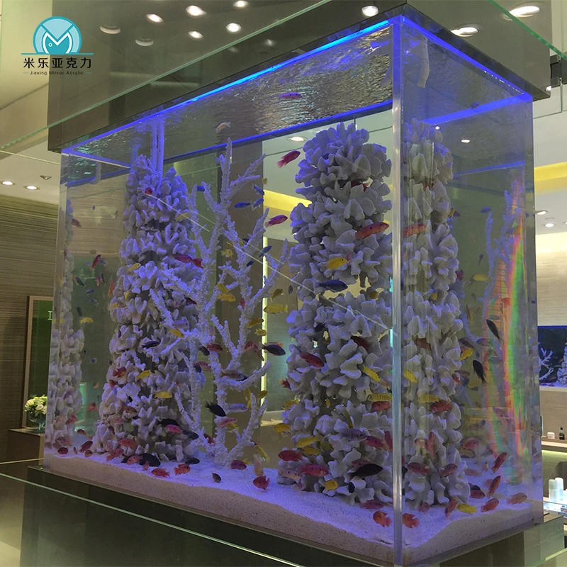 Goods in stock acrylic large aquarium