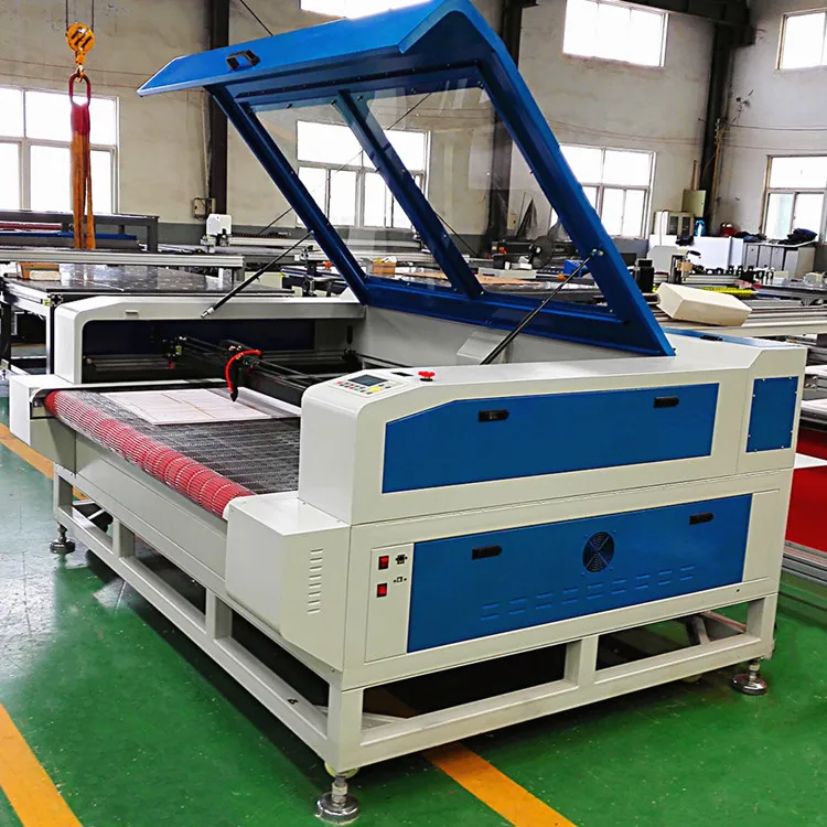 CNC Double Head CO2 Laser Leather Shoe Automatic Fabric Cutting Machine Price