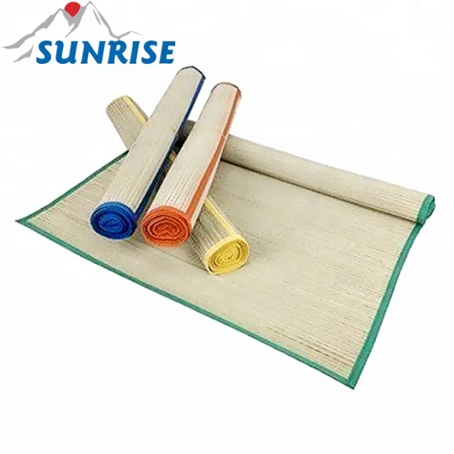 Chic Outdoor Woven Straw Beach Mat 66113# Folding Foam Inflatable Mattress for Camping and Picnics Dampproof and Durable