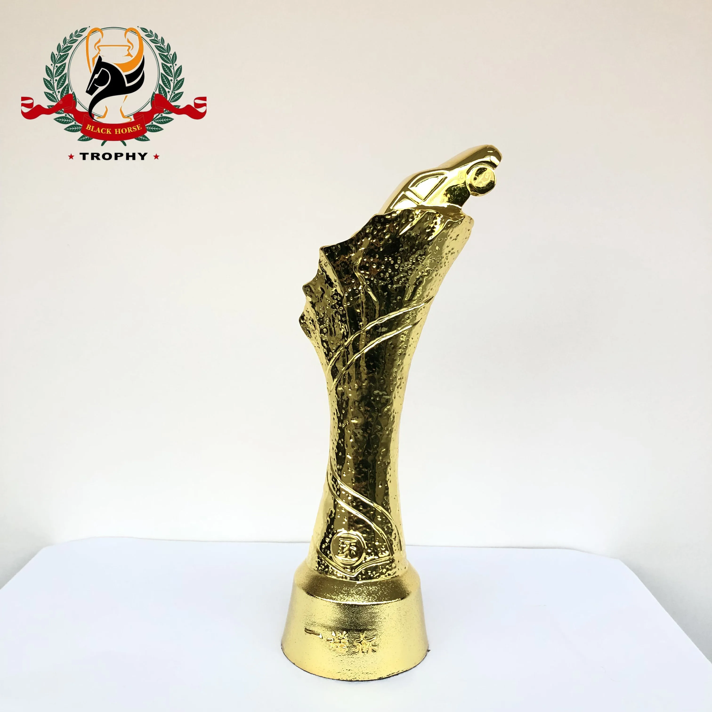 Custom Trophies  Europe Style Metal Ornament Car part Trophy Award