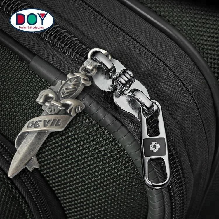  Новый дизайн под заказ 3D логотип со стрелкой античная латунь металлические этикетки съемник молнии для джинсов и чемоданов