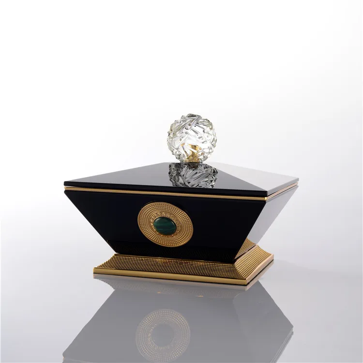 Wholesale New high quality transparent crystal candy jar for home decoration