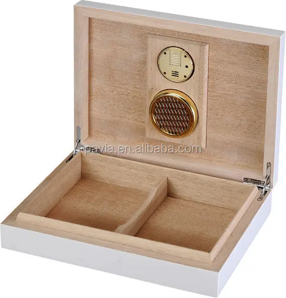
Spanish cedar wood inside wooden cigar humidor 