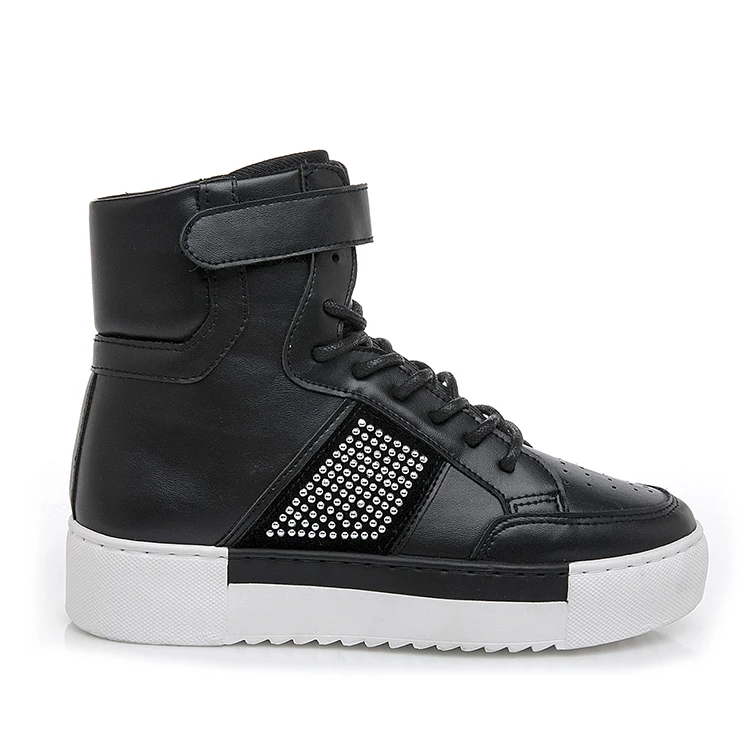 2019 ladies sport shoes high top fashion sneakers women studded boot lace up PU casual flats white black