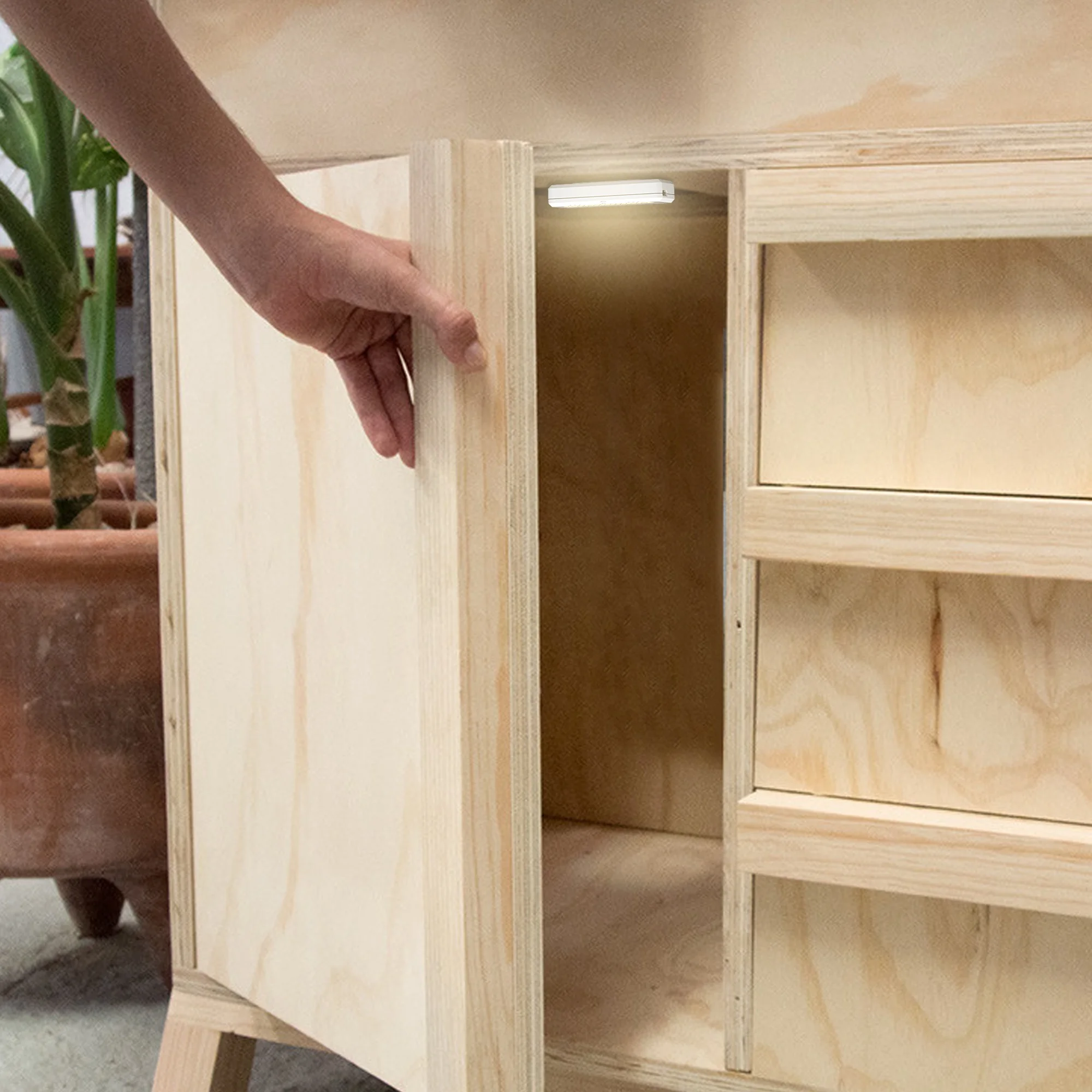 LED Under Cabinet Light Magnetic Induction Sensor Cabinet Night Light For Wardrobe